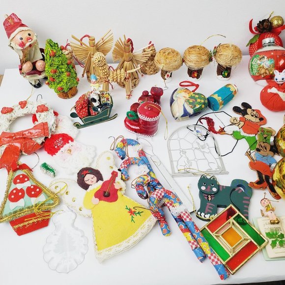 Lot of 53 Vintage Christmas Holiday Ornaments Beautiful Handmade & Store Bought - Picture 2 of 12